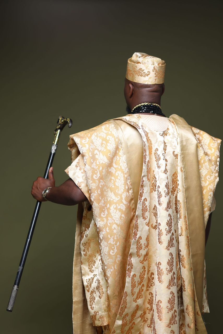 Agbada in gold