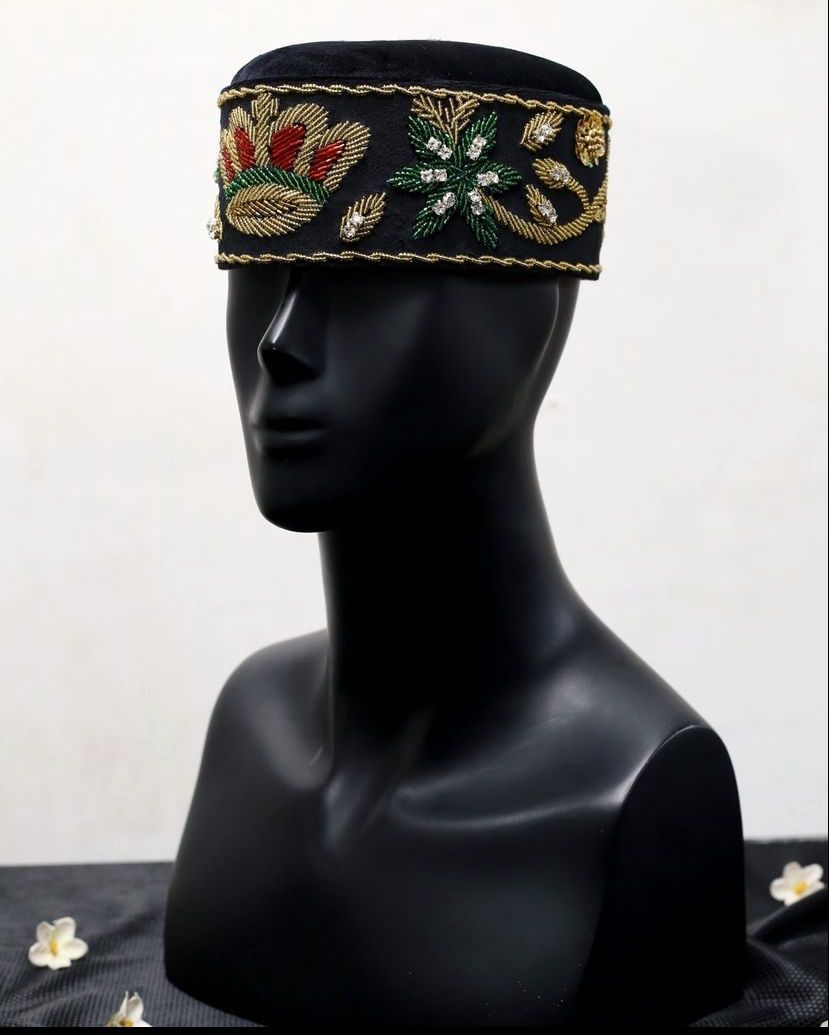 Royal cap